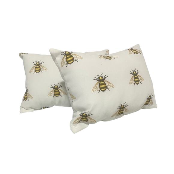 Hobby Lobby Embroidered Bee Throw Accent Pillow 10" x 14" Lot of 2 - Picture 2 of 5
